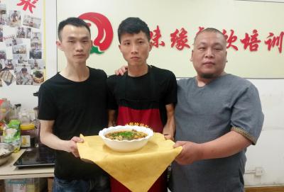 一般成都冒菜培訓(xùn)學(xué)校都培訓(xùn)什么內(nèi)容？