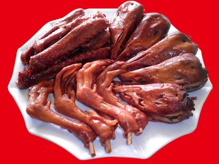 鹵菜出鍋就發(fā)黑，抹鹵水VS抹鹵油哪個好？