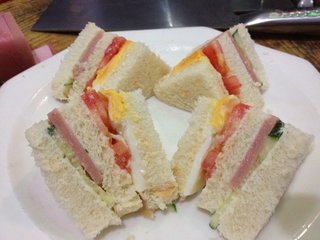 自制三明治，做法簡單的營養(yǎng)早餐，早上你想來一份嗎
