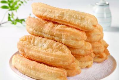 家常油條好吃有秘訣，配方，蓬松又酥脆，涼了也不硬