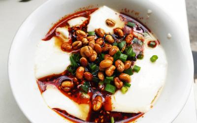 學(xué)做豆腐腦找哪家好？特色小吃豆腐腦怎么做？
