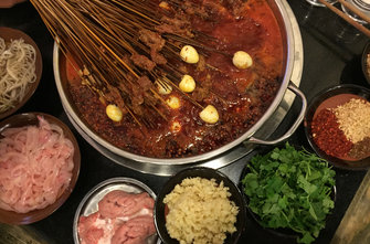 串串香做法配方，串串香培訓(xùn)哪個(gè)好，學(xué)做串串香技術(shù)