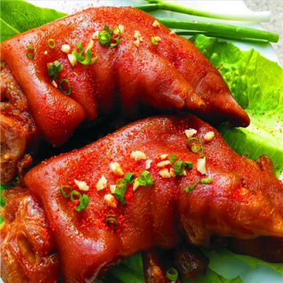 烤豬蹄技術(shù)培訓(xùn)班哪里好？烤豬蹄制作無需腌制調(diào)味簡單