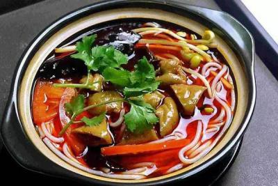 成都新都特色砂鍋米線(xiàn)技術(shù)培訓(xùn)機(jī)構(gòu)哪里正宗？
