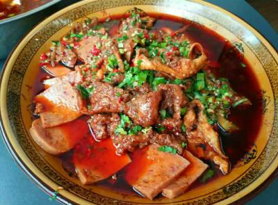  南充特色冒菜技術培訓學校哪里教的好？