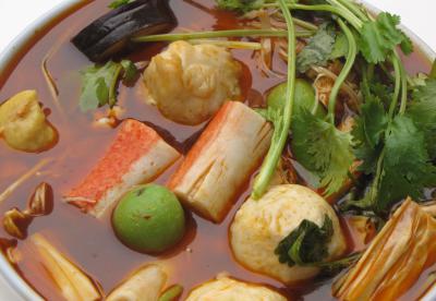 四川學習正宗麻辣燙技術做法哪里專業(yè)？材料不受經(jīng)營限制