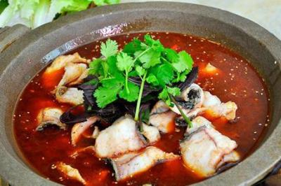 四川砂鍋魚(yú)技能做法哪里專業(yè)？秘制醬料的制造