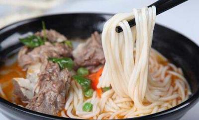 四川羊肉粉技術(shù)培訓(xùn)班哪里好？全程手把手的教