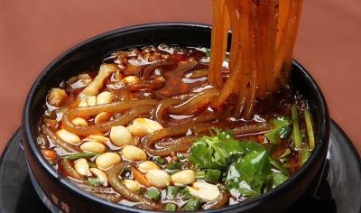 手工肥腸粉技術(shù)做法哪里一對一教學(xué)？成品裝碗技巧