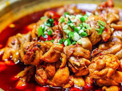 麻辣火鍋雞底料訓(xùn)練需求多少錢？火鍋技能訓(xùn)練中心