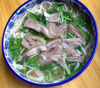 學(xué)做羊肉米線技術(shù)培訓(xùn)機構(gòu)哪里好？