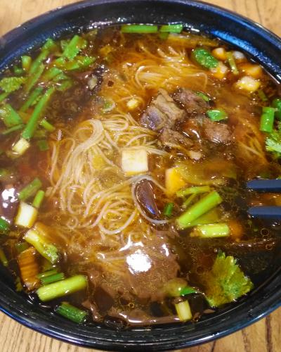 過橋砂鍋米線技術(shù)培訓(xùn)哪里好？