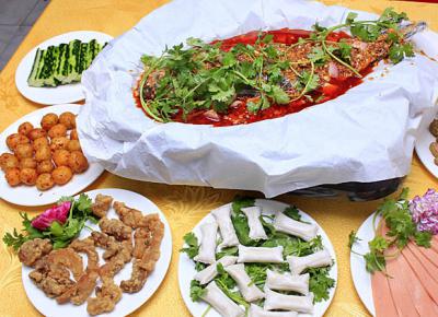 成都小吃培訓(xùn)費(fèi)用，紙包魚(yú)技術(shù)培訓(xùn)哪里專(zhuān)業(yè)？