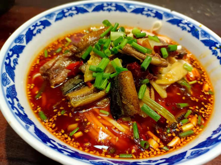培訓(xùn)美食小吃學(xué)校有哪些？成都美食小吃培訓(xùn)學(xué)校班