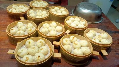 小吃培訓(xùn)學(xué)校多少錢？正宗小吃技術(shù)培訓(xùn)學(xué)校