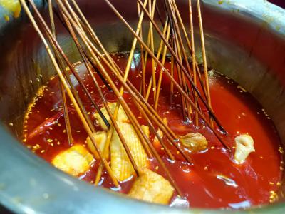 冷熱串串培訓(xùn)在哪里學(xué)？成都串串湯底怎么做?