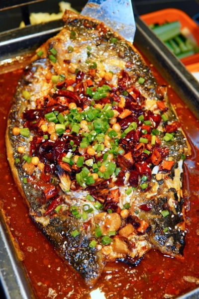萬州烤魚技術培訓哪里正規(guī)？培訓成都串串香多少錢？