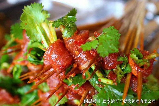 串串香培訓學校哪個好？成都哪里可以學串串香技術？