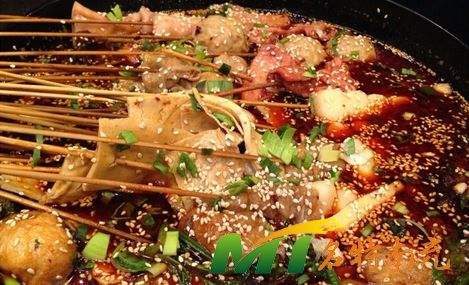 成都串串香培訓(xùn)班哪家好？培訓(xùn)成都串串冒菜多少錢？