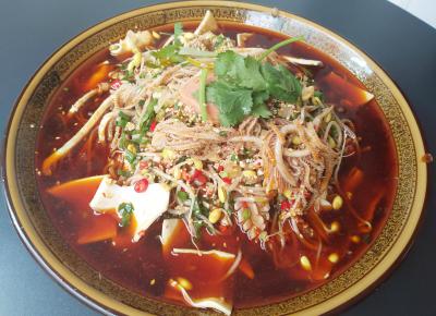 重慶哪里可以學(xué)冒菜技術(shù)？飄味緣冒菜技術(shù)培訓(xùn)全面教學(xué)